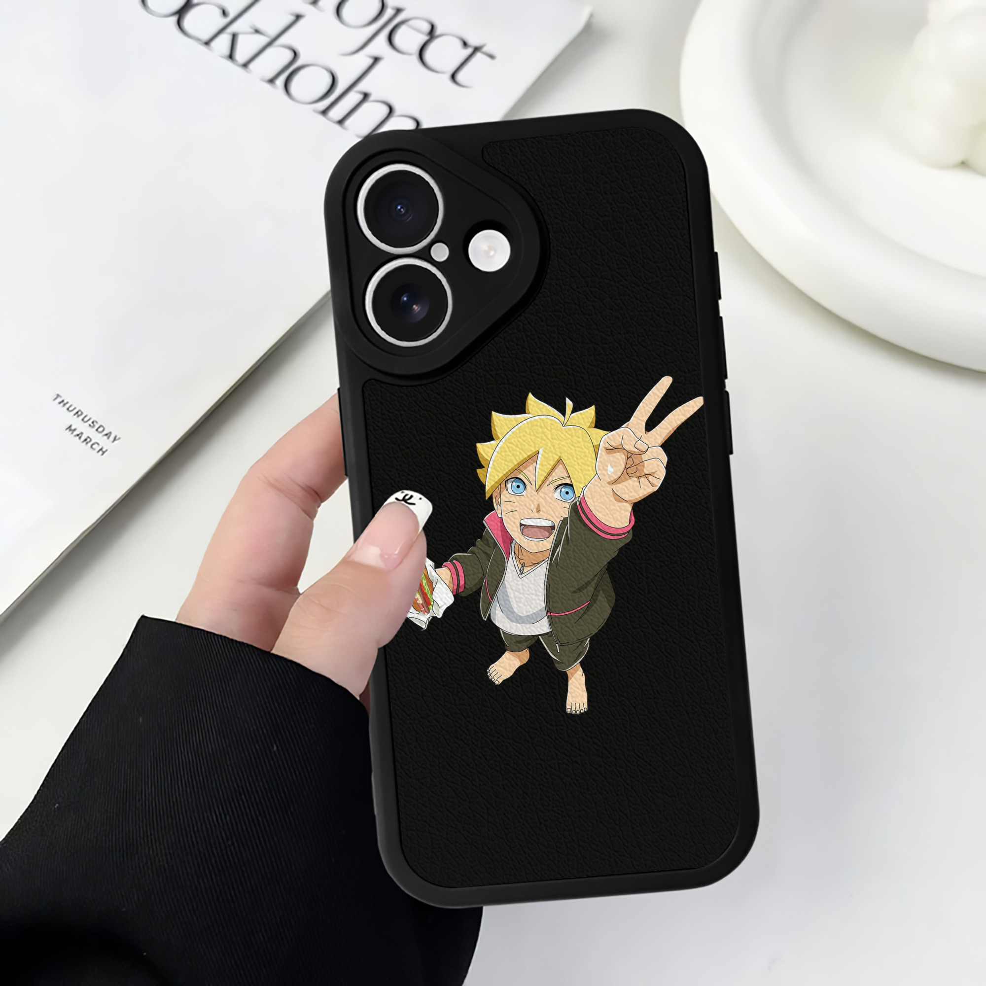 （画像用） NARUTO -ナルト- うずまき ボルト Uzumaki Boruto 【iPhone 16シリーズ対応】シリコンスマホケース（レザー調） 材質：シリコン